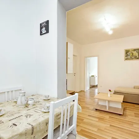 Andela Appartement *