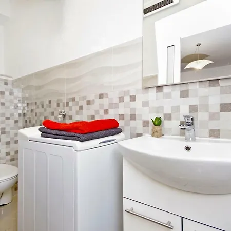 Apartment Andela *