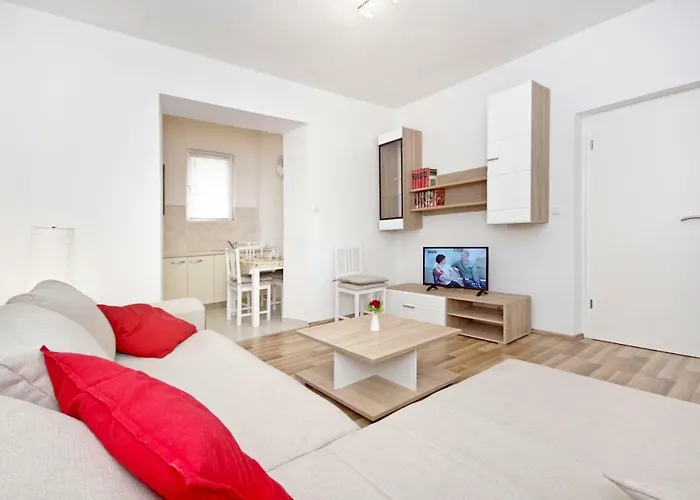 Apartment Andela Makarska